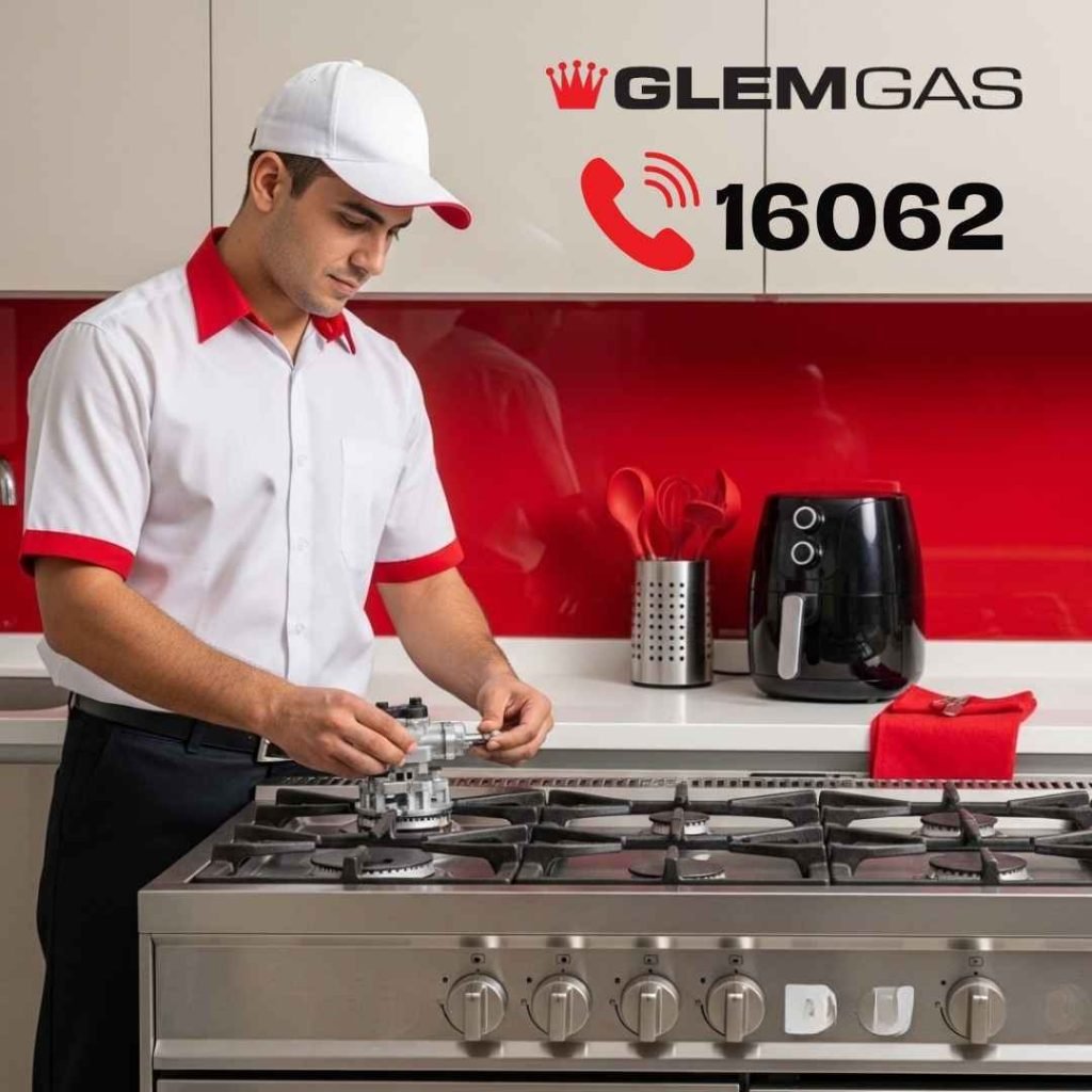 فني صيانة محترف يقوم بفحص وإصلاح بوتاجاز بدقة وسرعة، جاهز لخدمتك فور الاتصال على رقم صيانة جليم جاز للحجز المباشر.